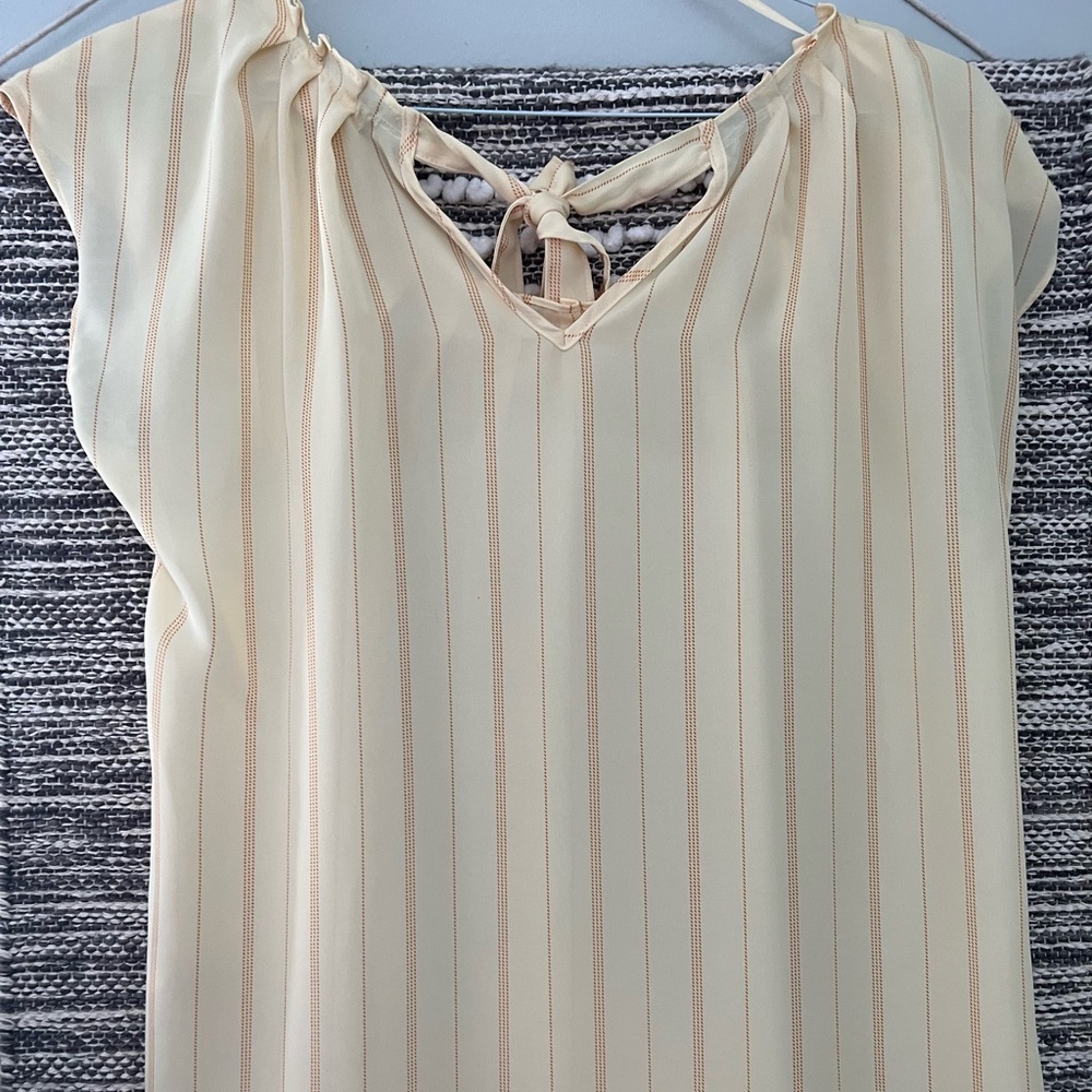 Women’s Blouse